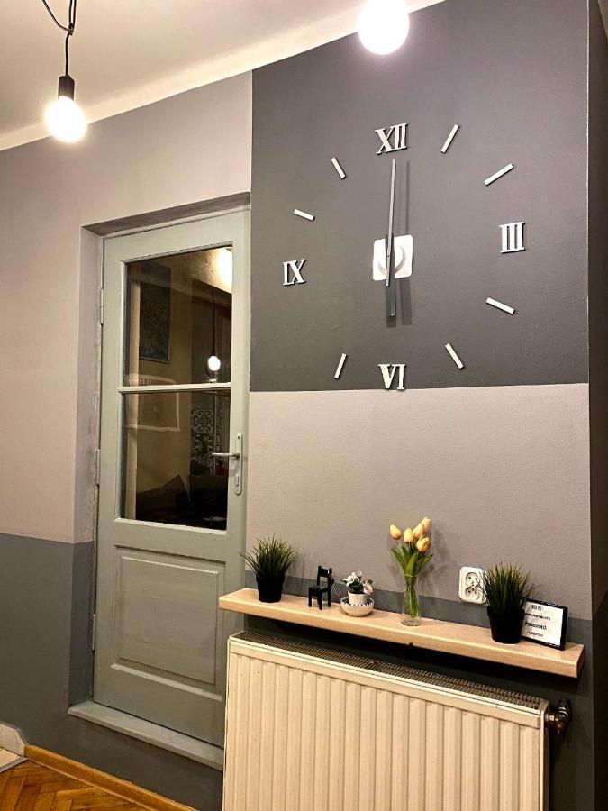 Real Vip Hostel Cracovia Exterior foto